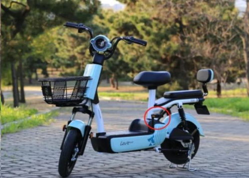 電動(dòng)車腳蹬太礙事,商家卻不給拆 我們真沒這個(gè)權(quán)力