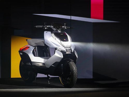 內燃機死忠露出微笑 試春風極核ae8 s