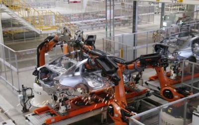 北汽株洲基地十年蝶變 鐵軍進擊汽車智電時代