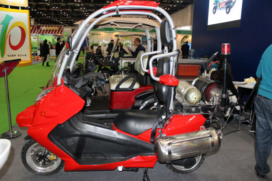 益高高爾夫球車模塊化 兩輪電動(dòng)車炫酷又拉風(fēng)(圖)