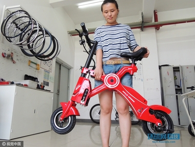 全球首輛碳纖維智能機(jī)器人電動(dòng)車在連云港誕生